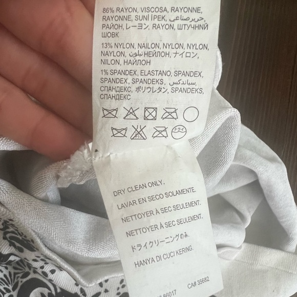 Bebe Floral Cut Out Black and White Bodycon Dress - Picture 4 of 4